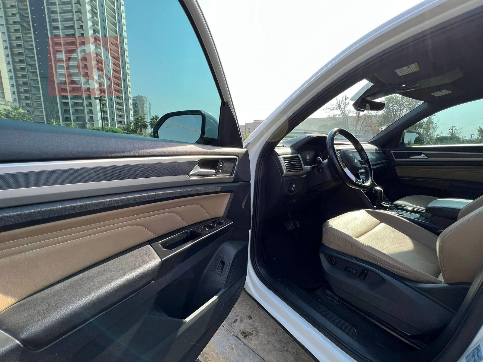 فولكسفاغن أطلس كروس سبورت